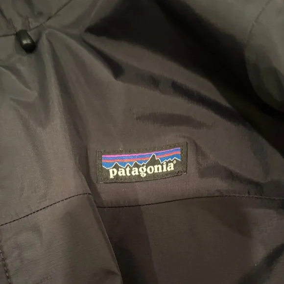 Patagonia Ladies Black Rain Jacket